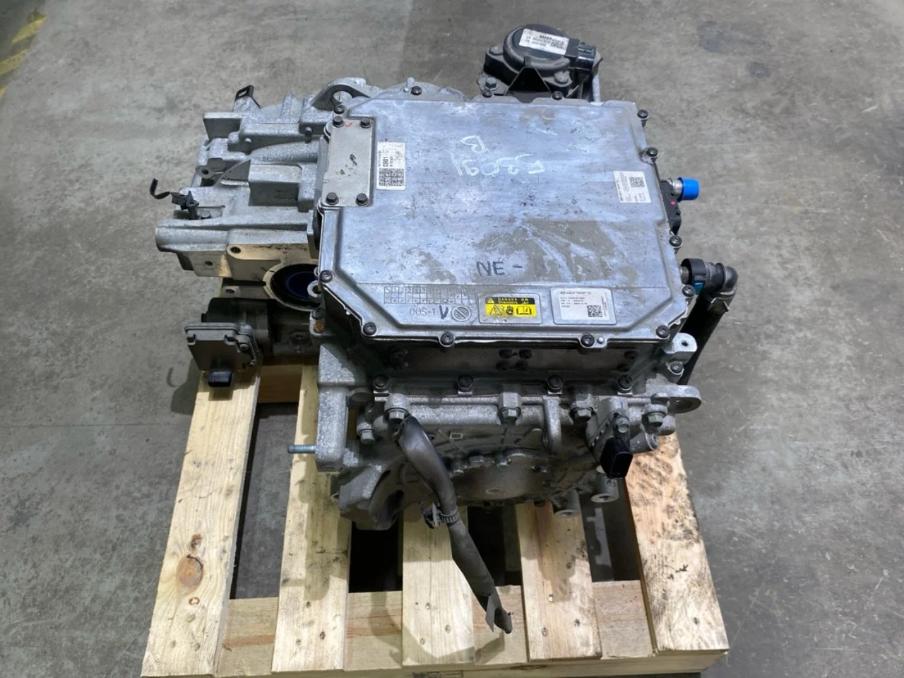 Hyundai IONIQ 5 NE 2022- Elektromos motor, hátsó nézet 2