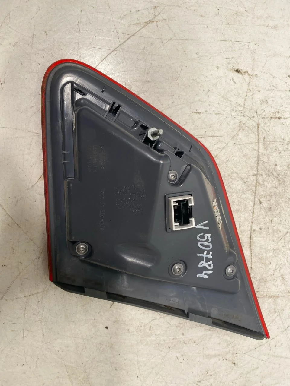 Mercedes B 180-200 W246/W242 2012-19 Hátsó lámpa, bal, csomagtérajtón (belső) nézet 2