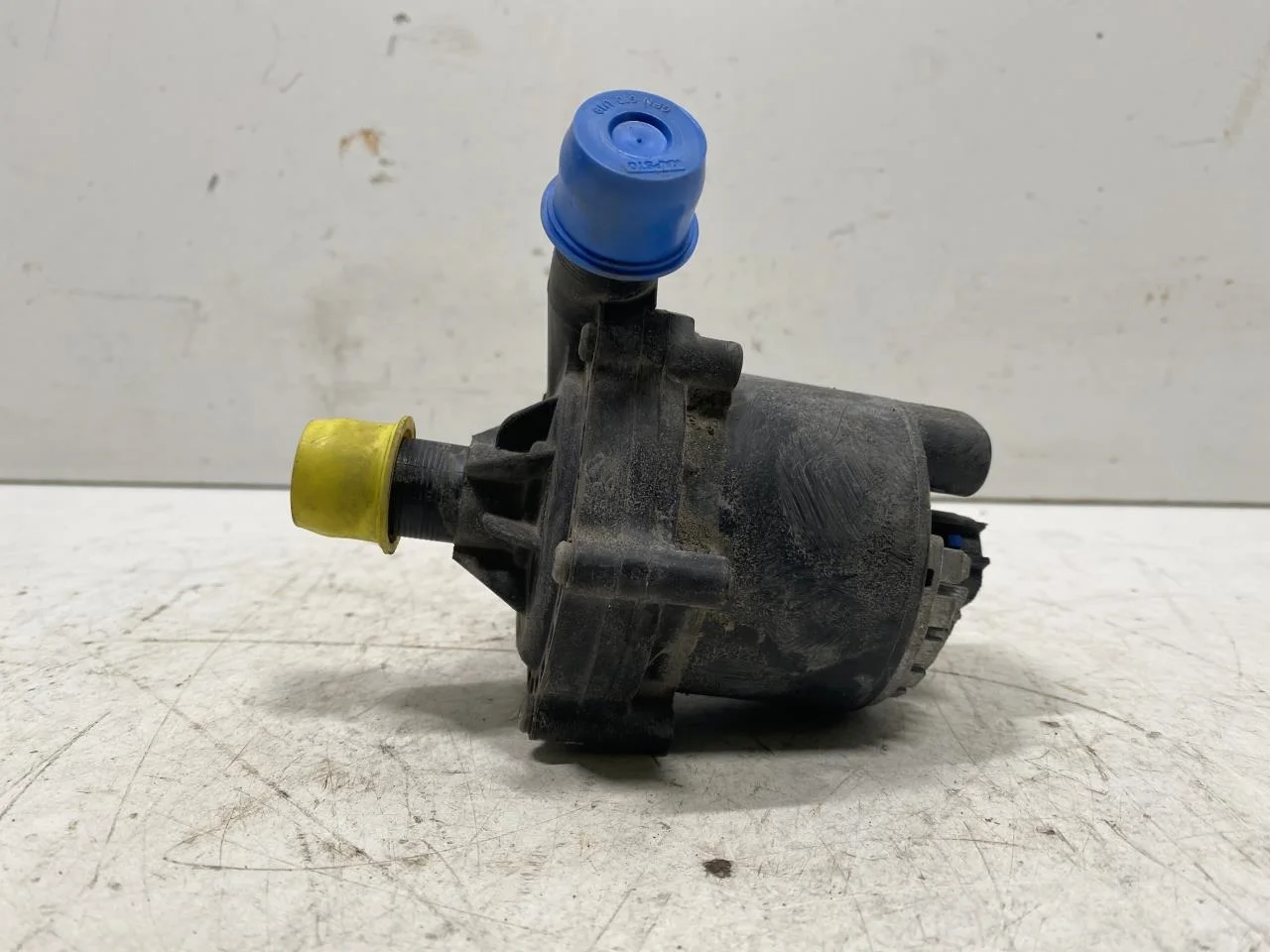 Mercedes B 180-200 W246/W242 2012-19 Keringtetőszivattyú nézet 3