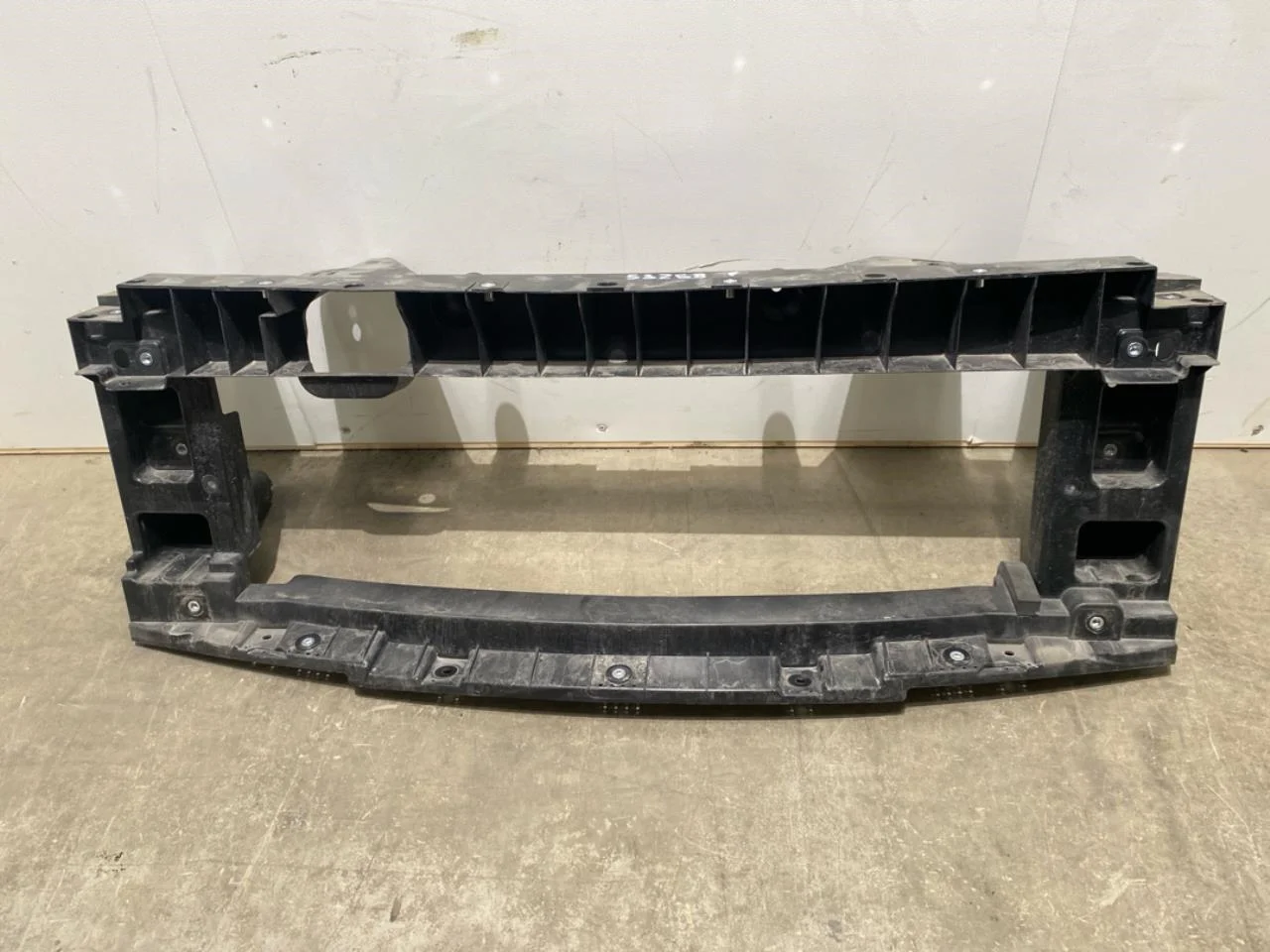 Hongqi E-HS9 2022- Front panel