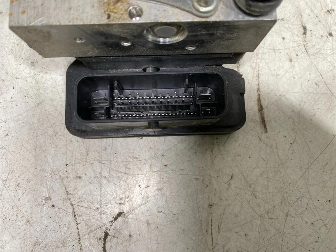 Mercedes B 180-200 W246/W242 2012-19 ABS hidraulika egység (tömb) nézet 4