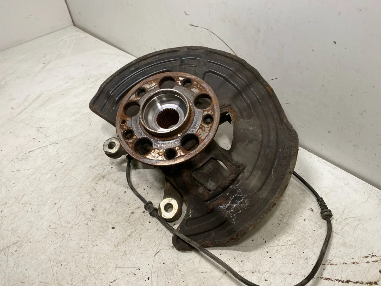 Mercedes B 180-200 W246/W242 2012-19 Portfuzetă, stânga față vedere 2