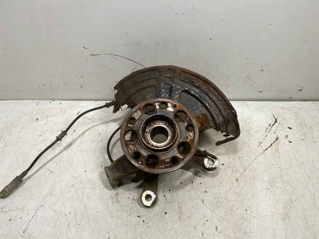 Mercedes B 180-200 W246/W242 2012-19 Csonkállvány, jobb első