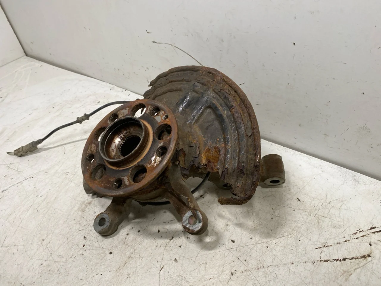 Mercedes B 180-200 W246/W242 2012-19 Csonkállvány, jobb első nézet 2