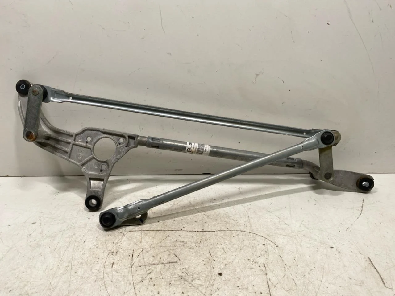 Mg MARVEL R 2022- Windshield wiper linkage view 2