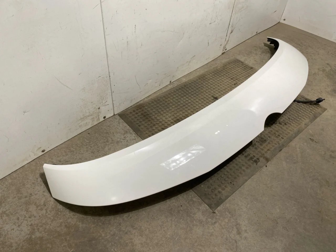 Volkswagen ID BUZZ/CARGO 2022- Bonnet view 2