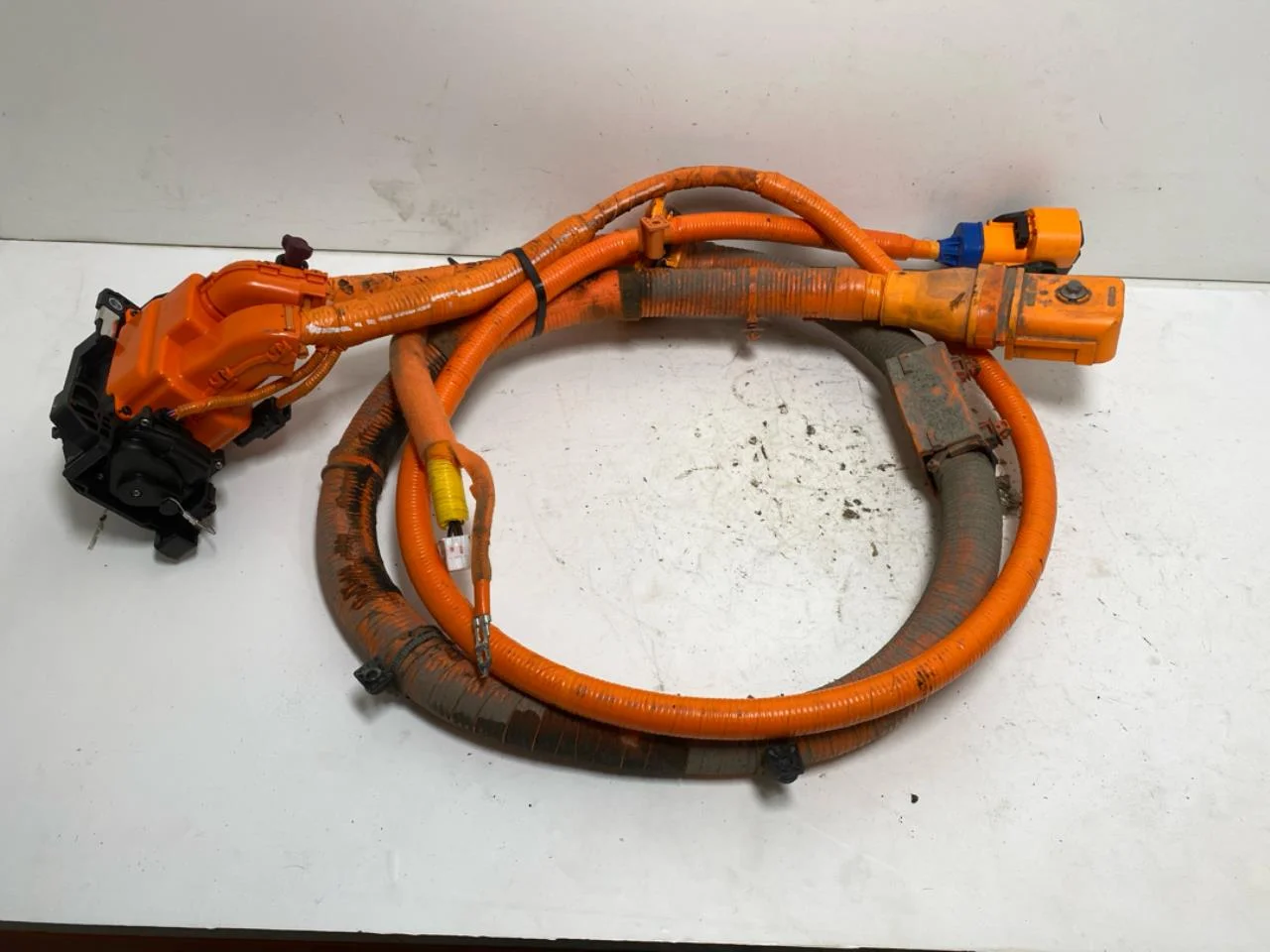 Kia EV6 2022- Capac port încărcare, electric / hibrid vedere 2