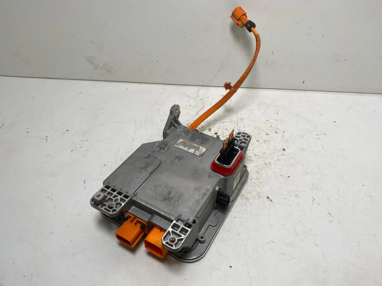 Kia EV6 2022- Invertor, 12-220V vedere 2