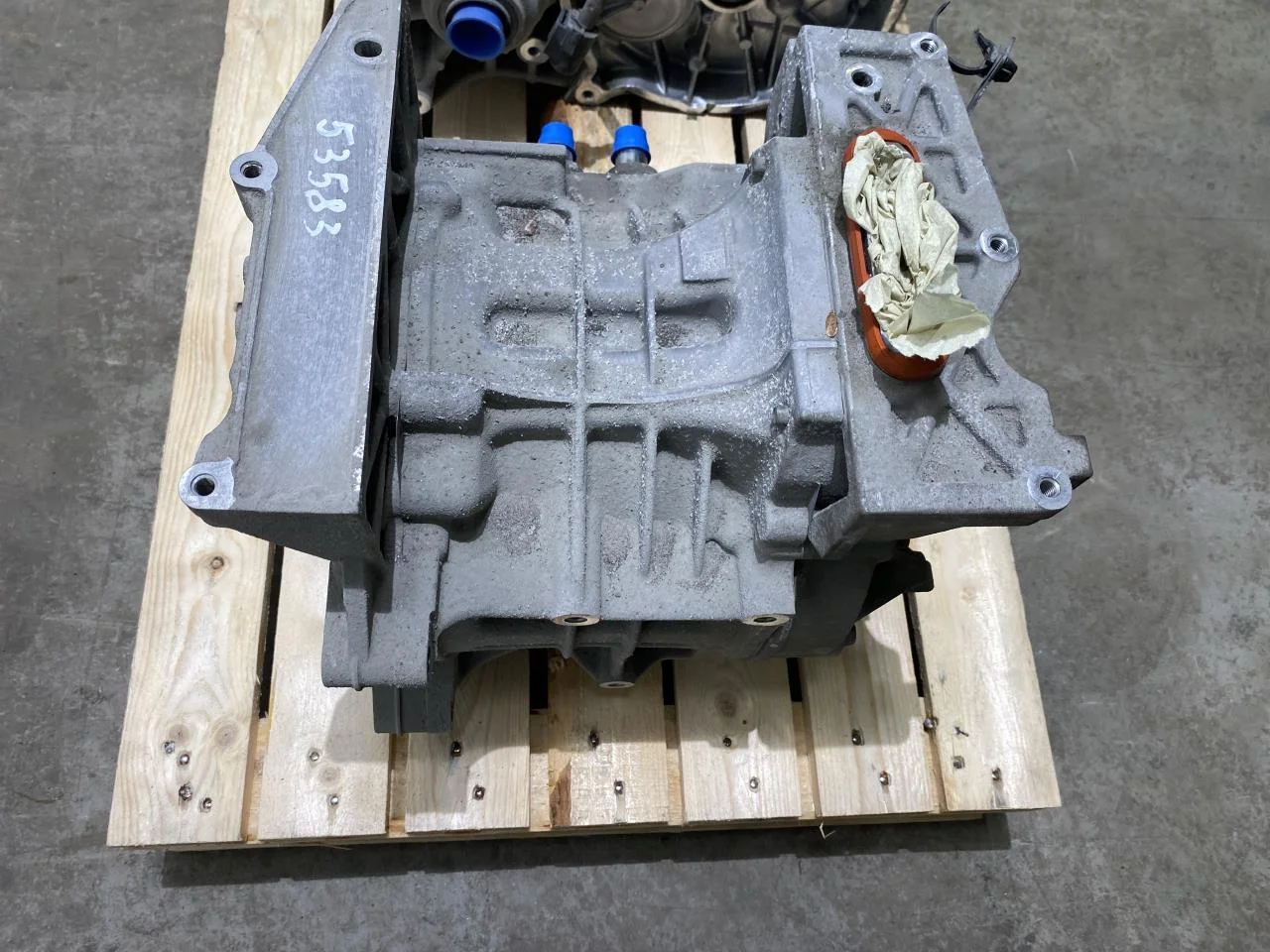 Nissan LEAF 2011-17 Elektromos motor, első nézet 4