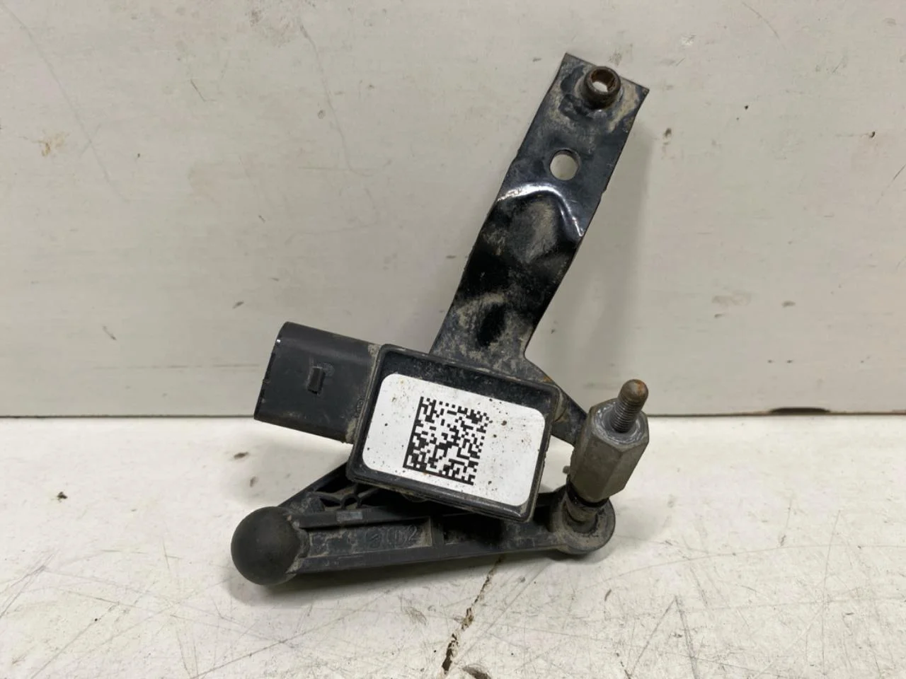 Audi Q4 E-TRON FZ 2021- Level control / air suspension sensor