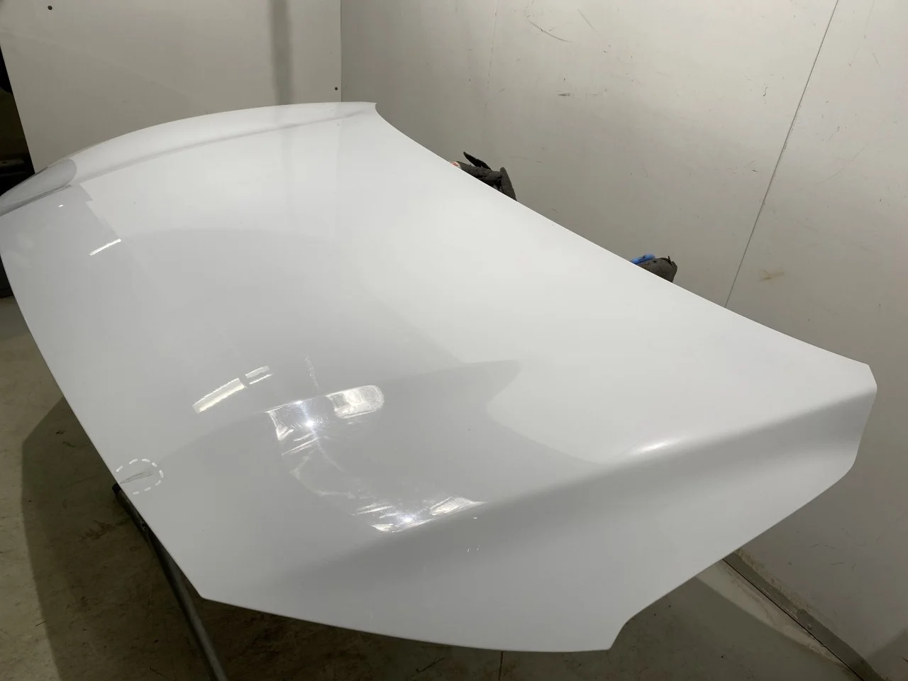 Hyundai KONA / ELECTRIC 2018-23 Bonnet view 2