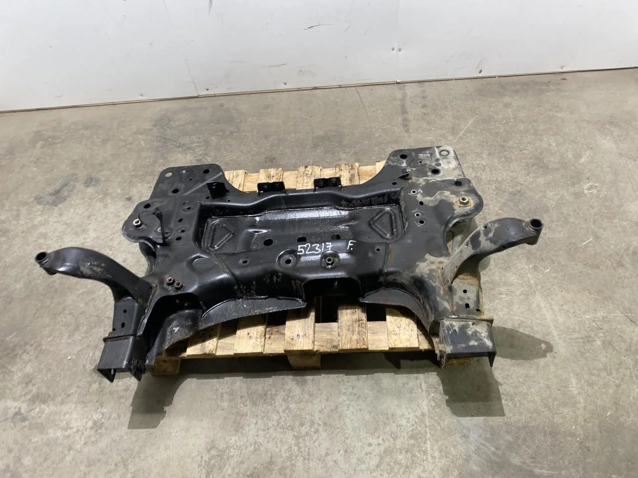 Polestar 2 2020- Front subframe