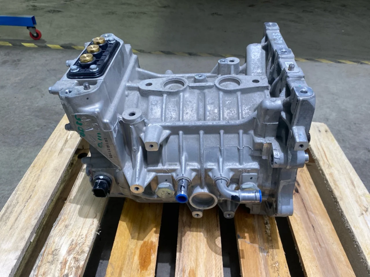 Hyundai KONA / ELECTRIC 2018-23 Motor electric față vedere 3