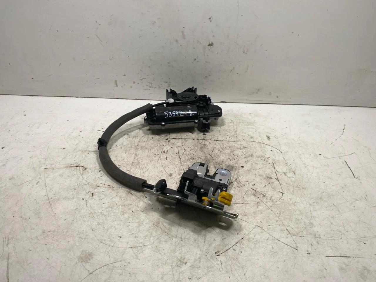Audi E-TRON, S GE 2019- Tailgate lock view 4