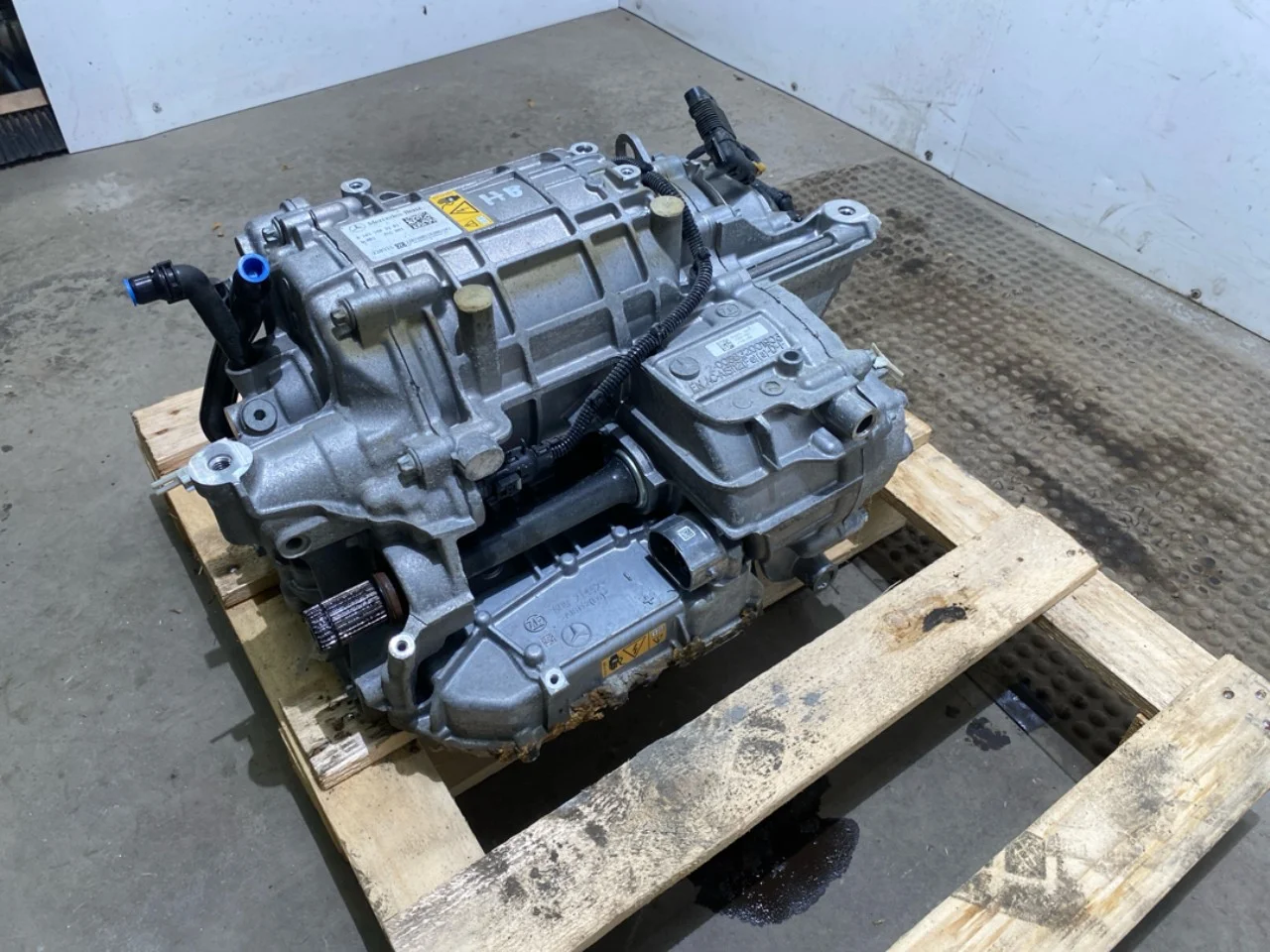 Mercedes EQA H243 2021- Motor electric spate vedere 2