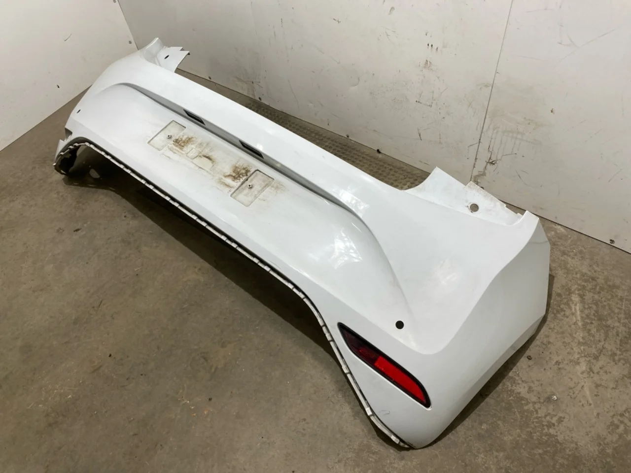 Volkswagen ID.3 2021- Rear bumper view 3