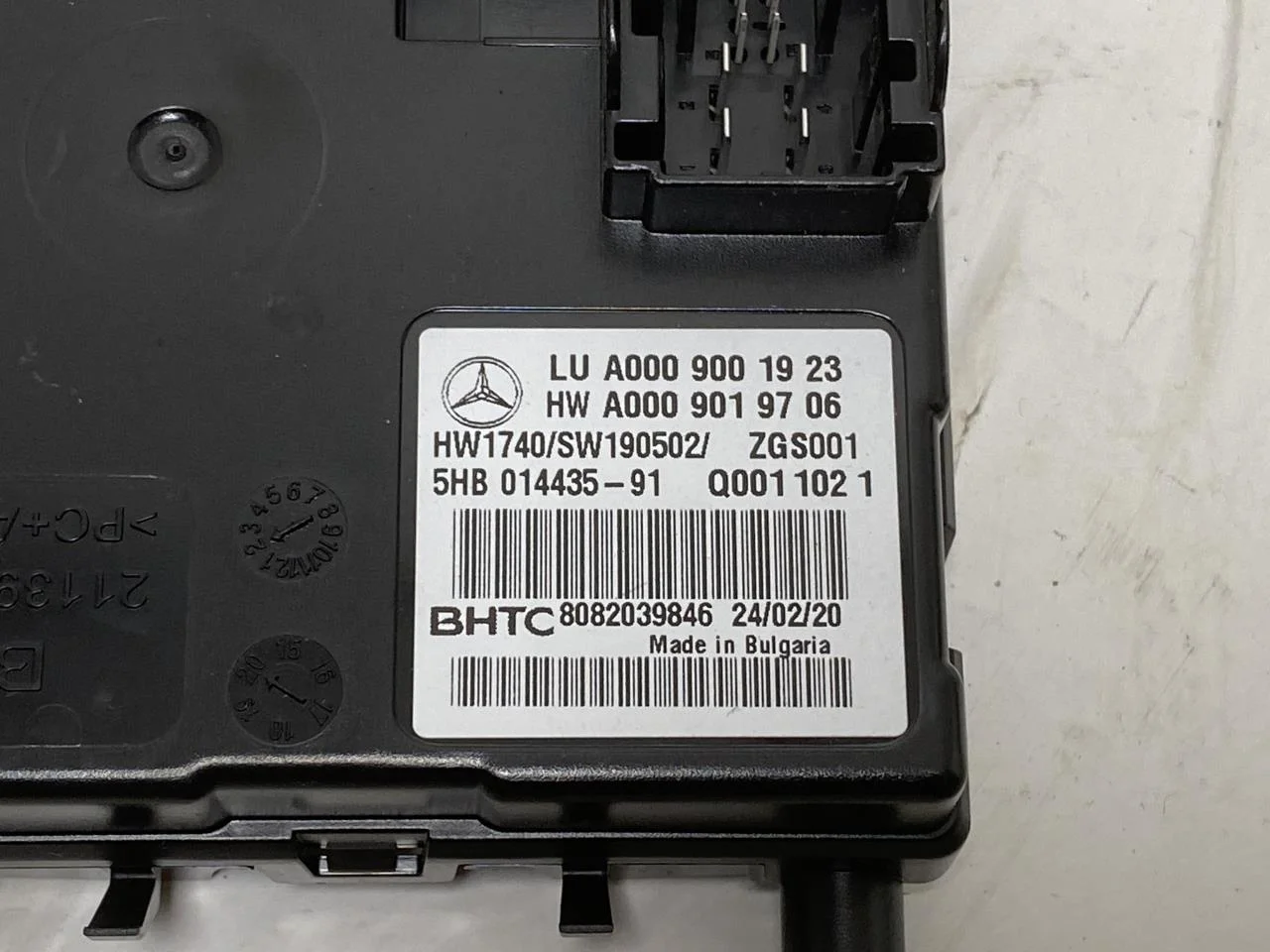 Mercedes EQC 2020- Vezérlőegység, klíma nézet 2
