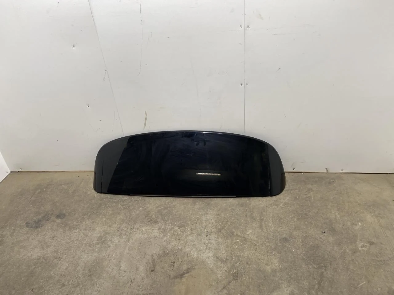 Volkswagen ID.7 TOURER 2024-> Spoiler, tailgate