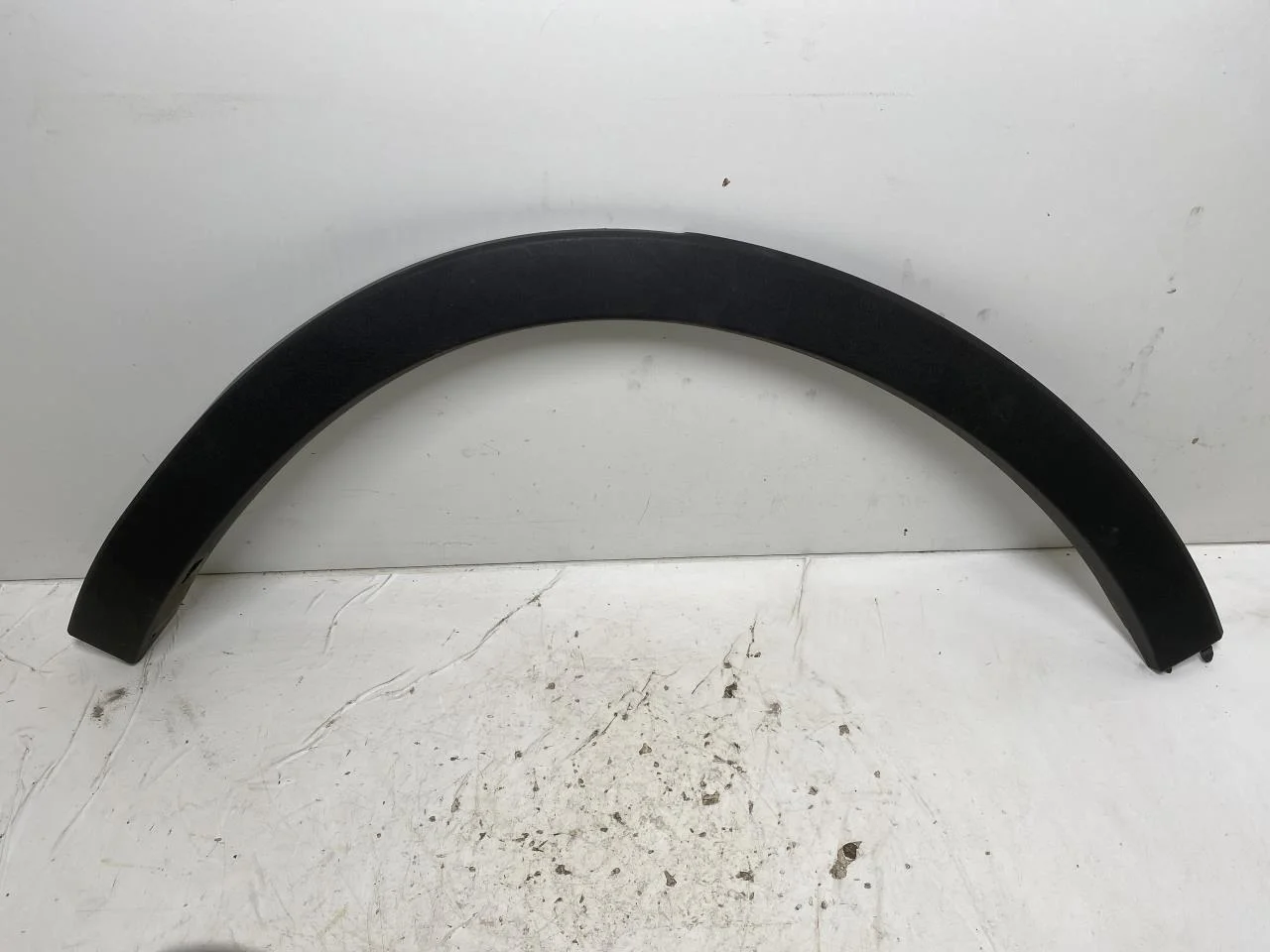Volvo XC40/RECHARGE 2018- Wheel arch trim