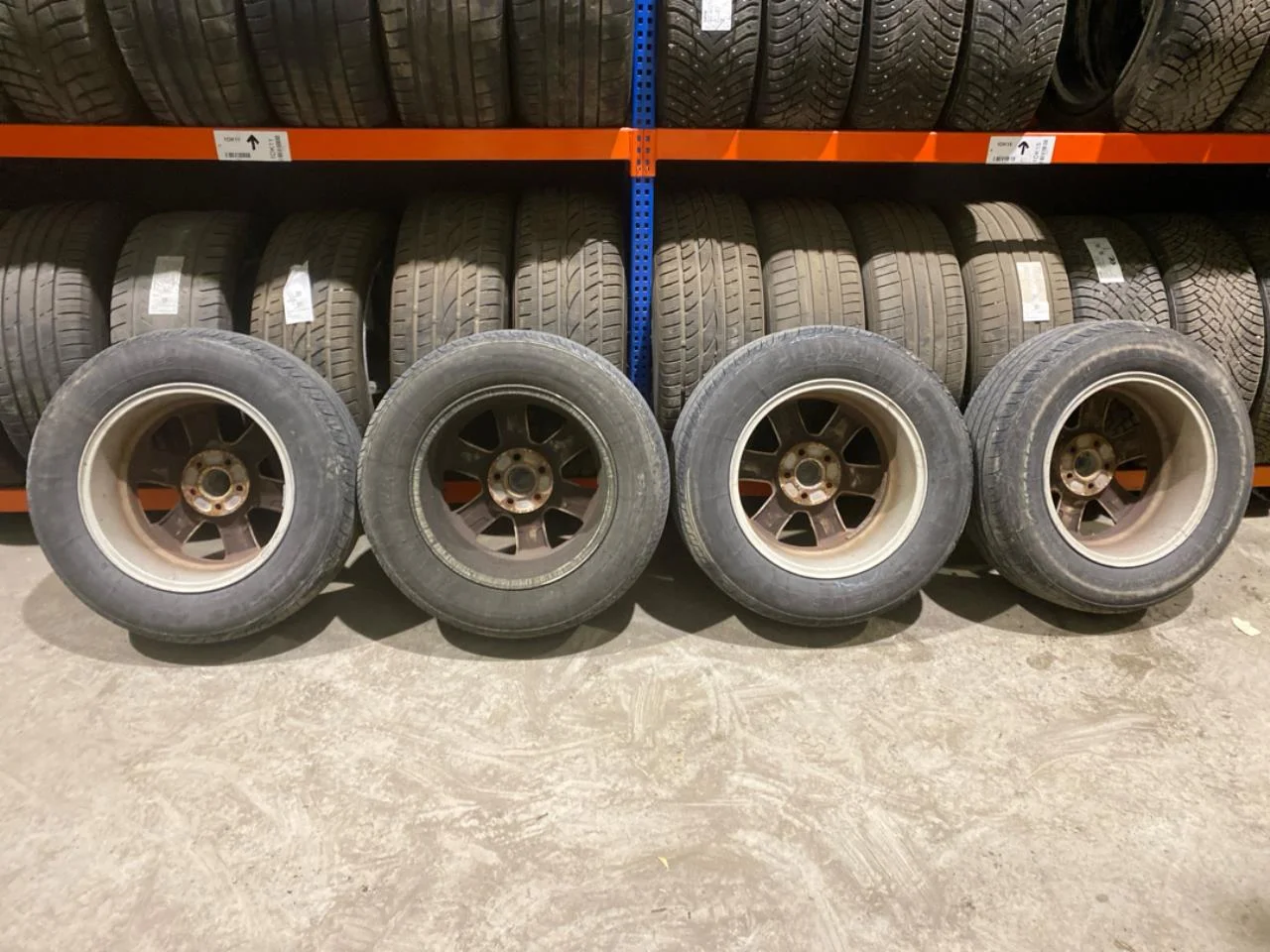 Volvo XC40/RECHARGE 2018- Winter tire with rim view 3