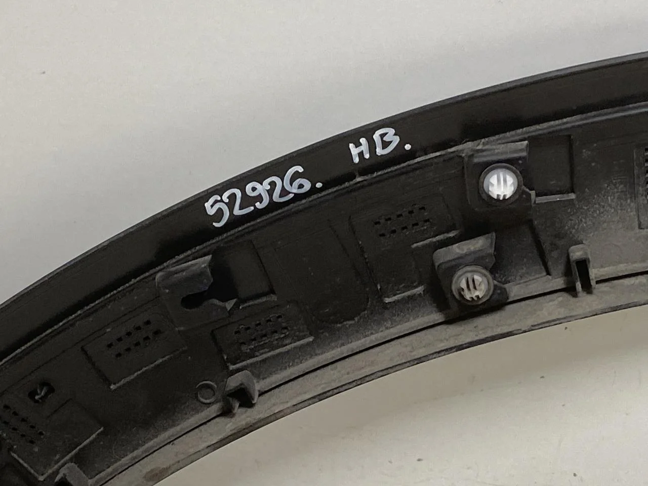 Xpeng G6 2024-> Wheel arch trim view 3