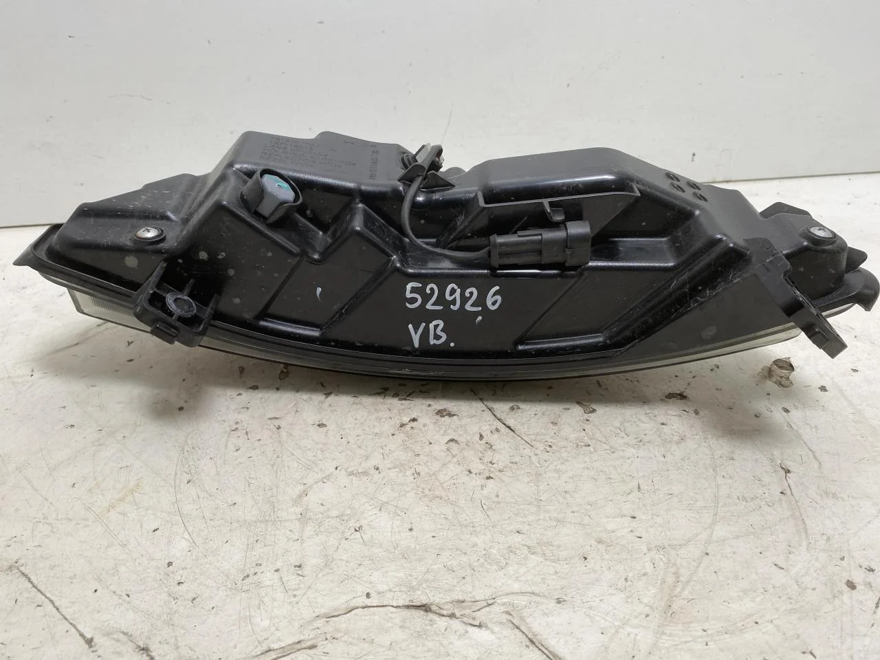 Xpeng G6 2024-> Lampă spate stânga vedere 2