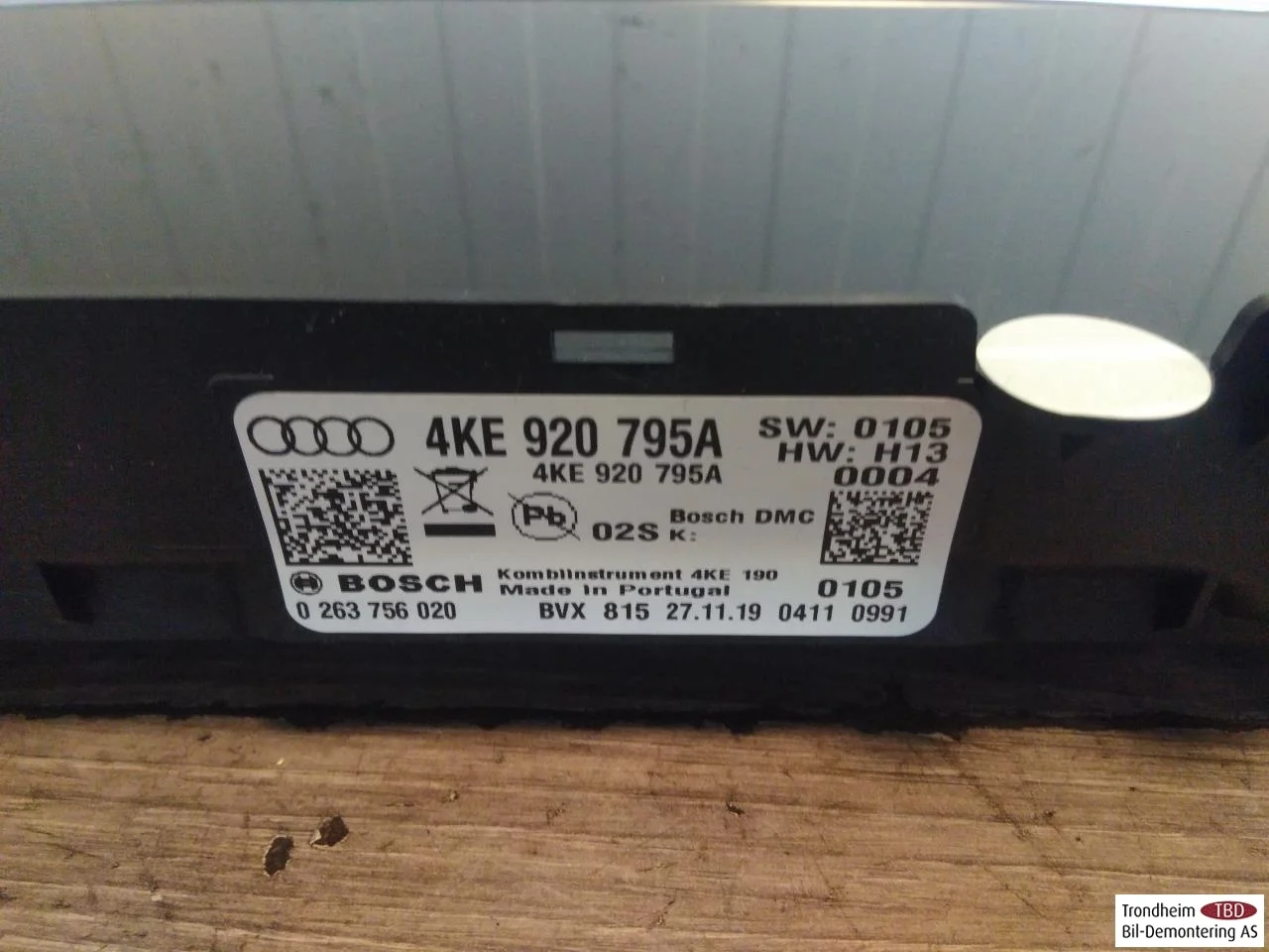Audi E-TRON, S GE 2019- Instrument cluster assembly view 3