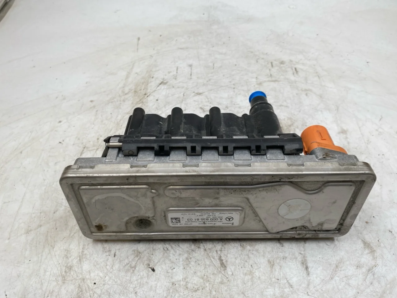 Mercedes EQS SUV X296 2022- Heater core, for air-conditioned system view 3