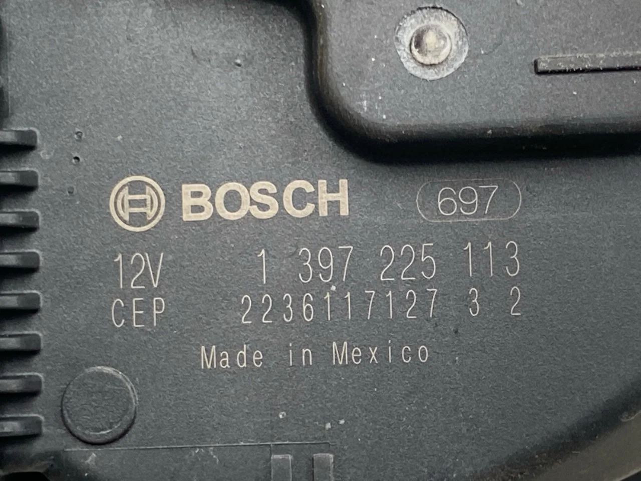 Mercedes EQS SUV X296 2022- Ablaktörlő motor, szélvédő nézet 3
