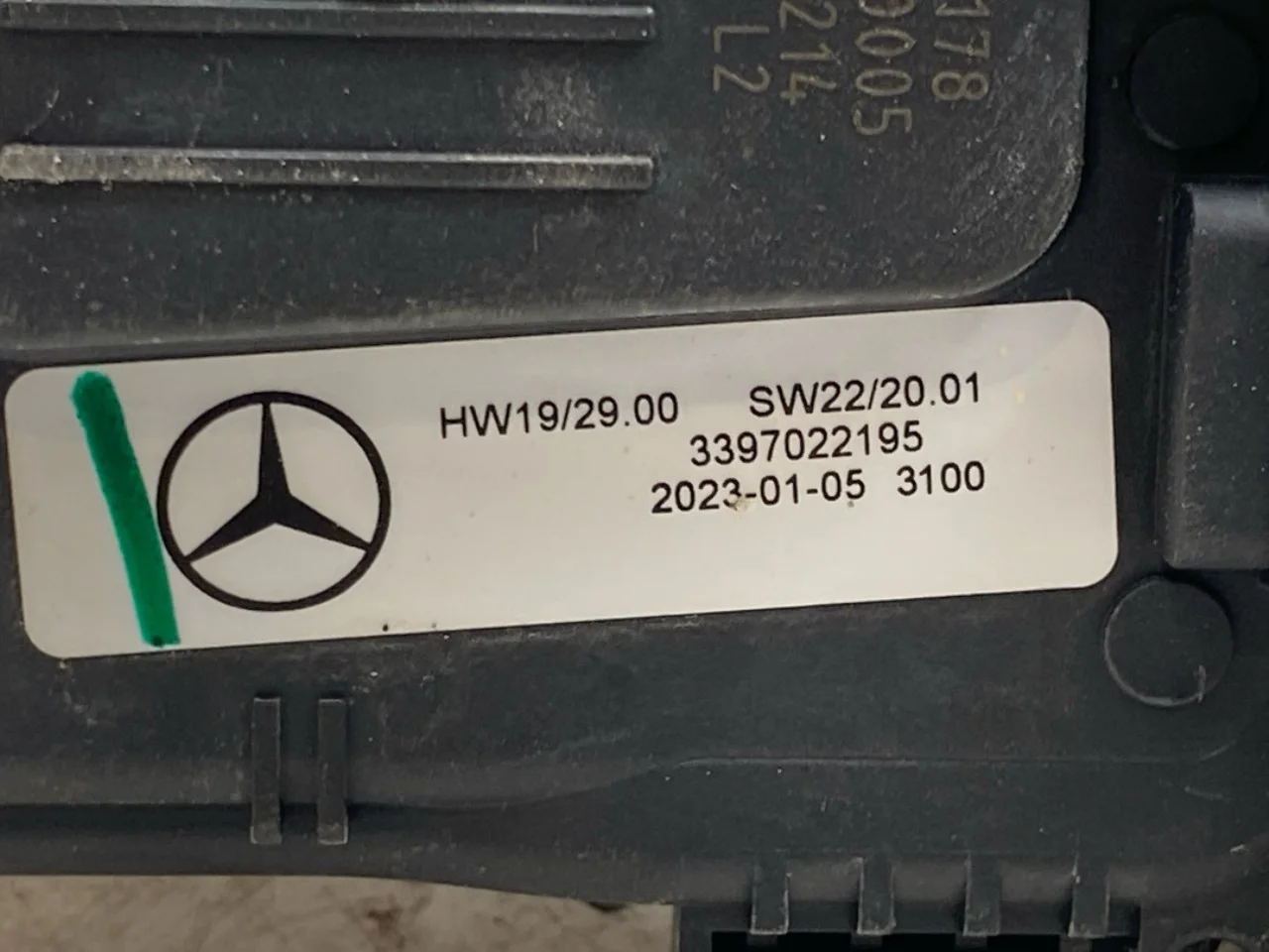 Mercedes EQS SUV X296 2022- Ablaktörlő motor, szélvédő nézet 4