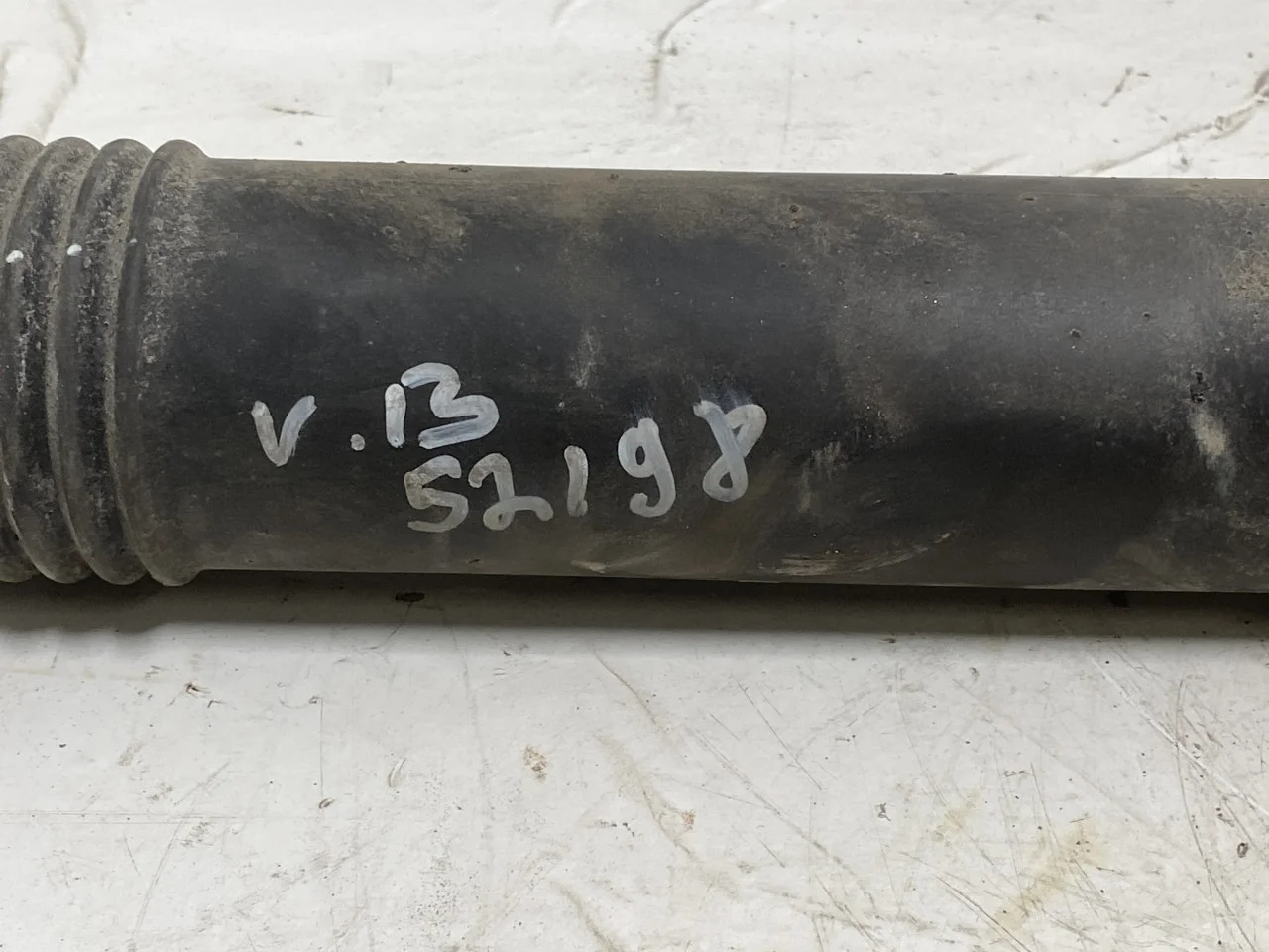 Polestar 2 2020- Shock absorber, rear view 2