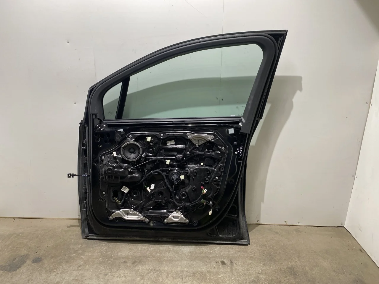 Mercedes EQS SUV X296 2022- Ajtó, 4 ajtós, első, jobb nézet 2