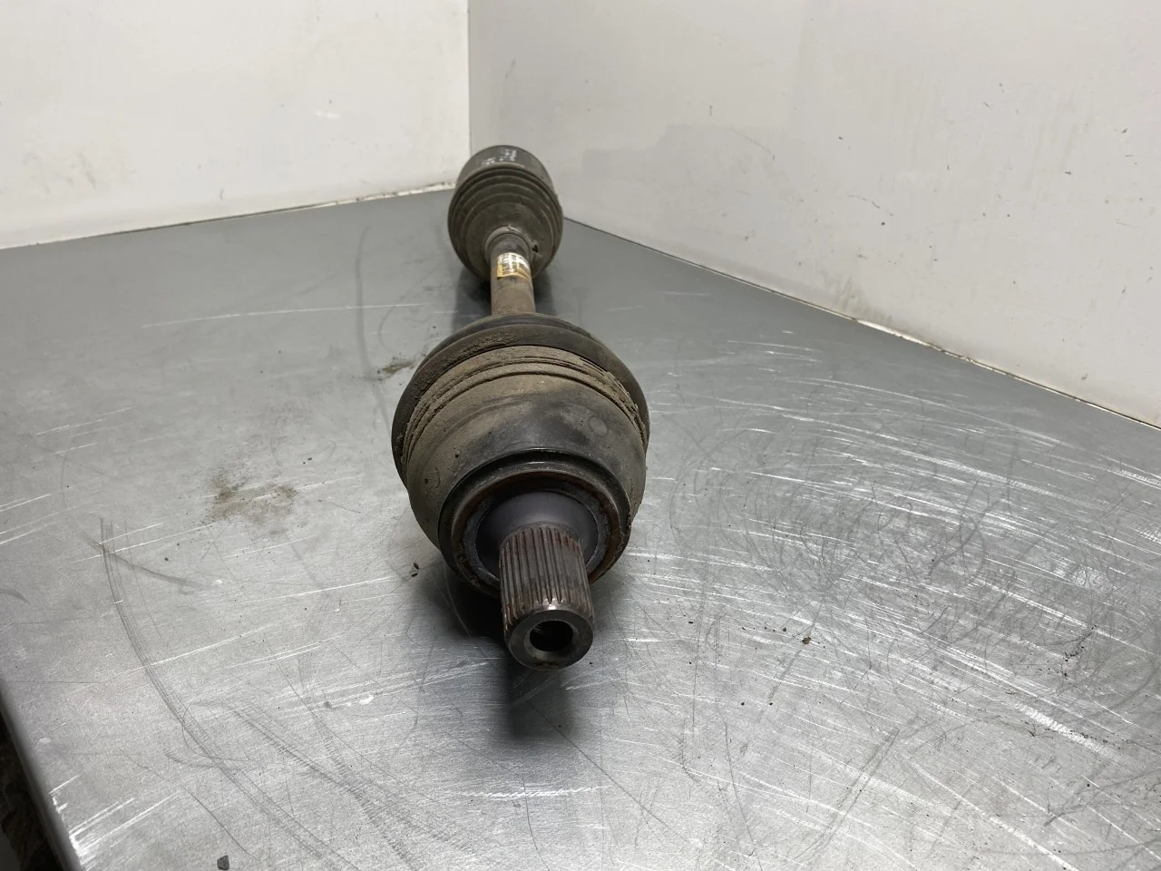 Mercedes EQS SUV X296 2022- Front right driveshaft view 2