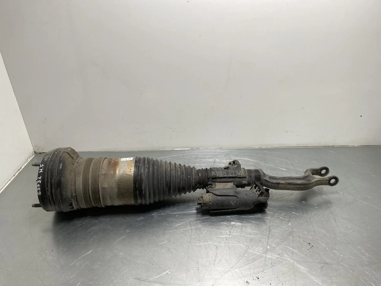 Mercedes EQS SUV X296 2022- Air spring bellows / air cushion, level control