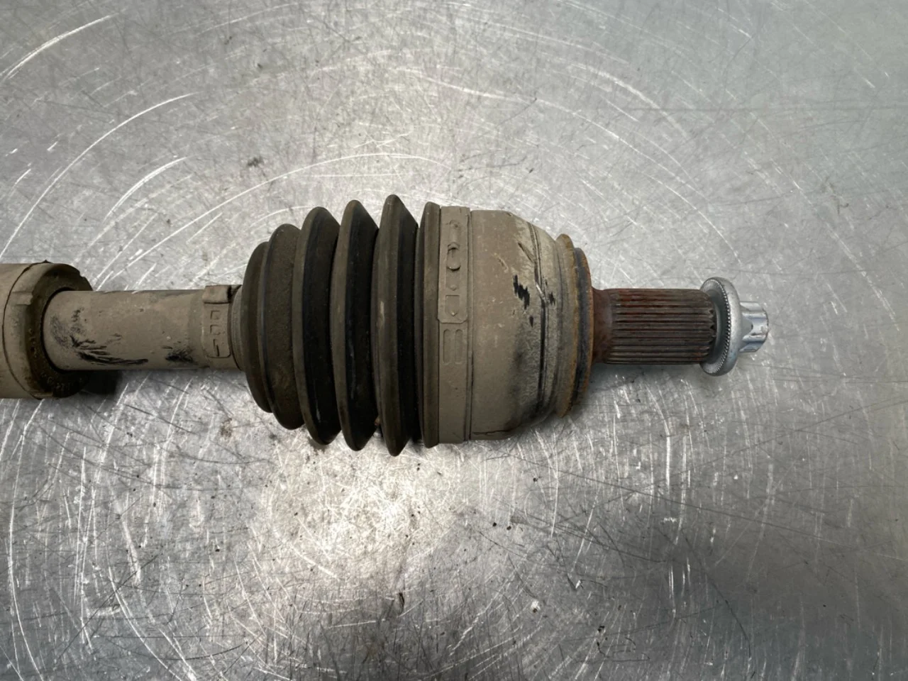 Mercedes EQA H243 2021- Front right driveshaft view 2
