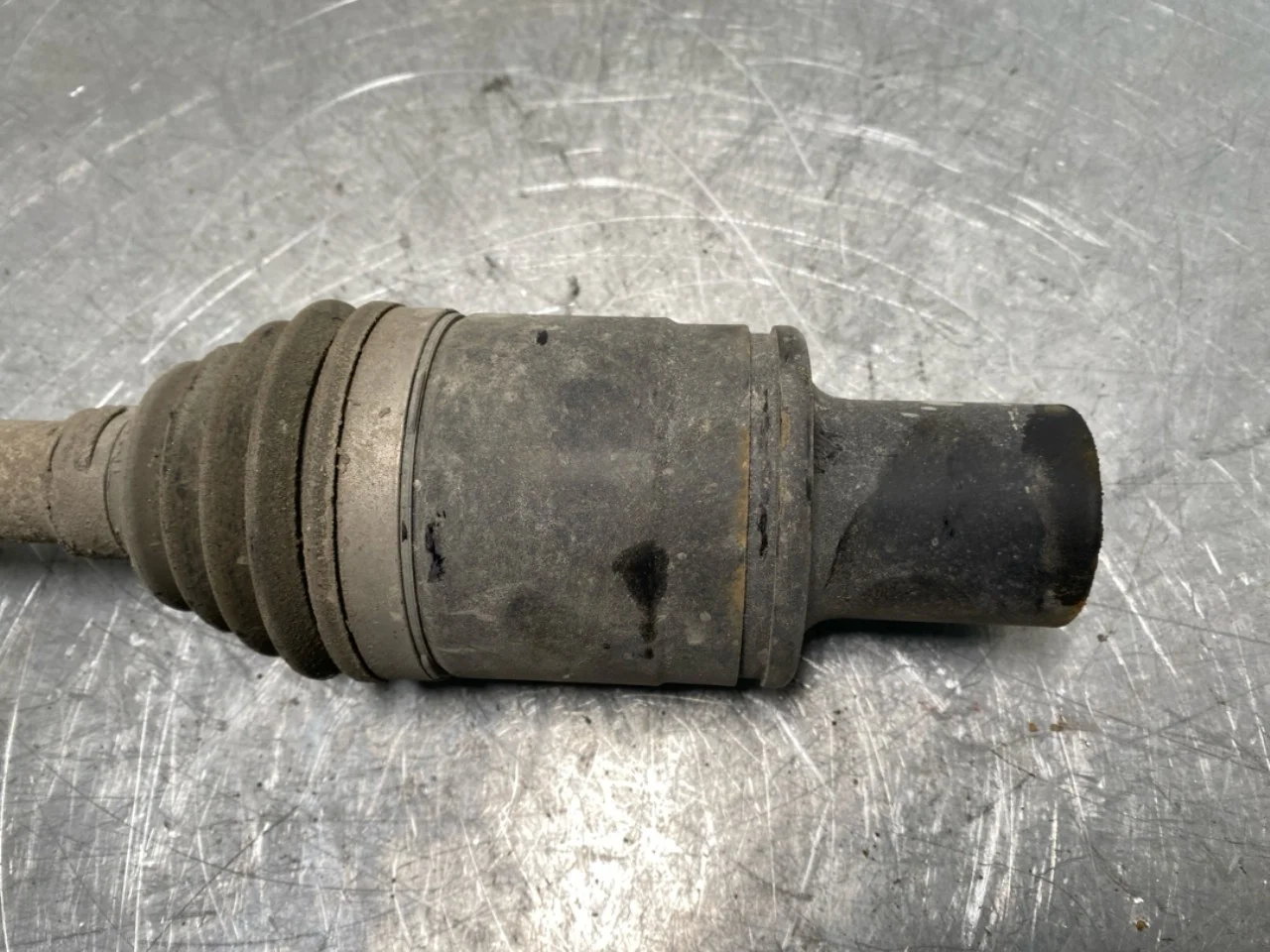 Mercedes EQA H243 2021- Rear left driveshaft view 2