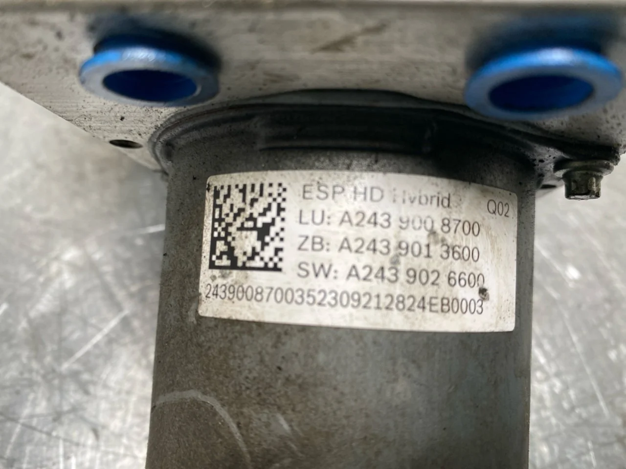 Mercedes EQA H243 2021- ABS hidraulika egység (tömb) nézet 2