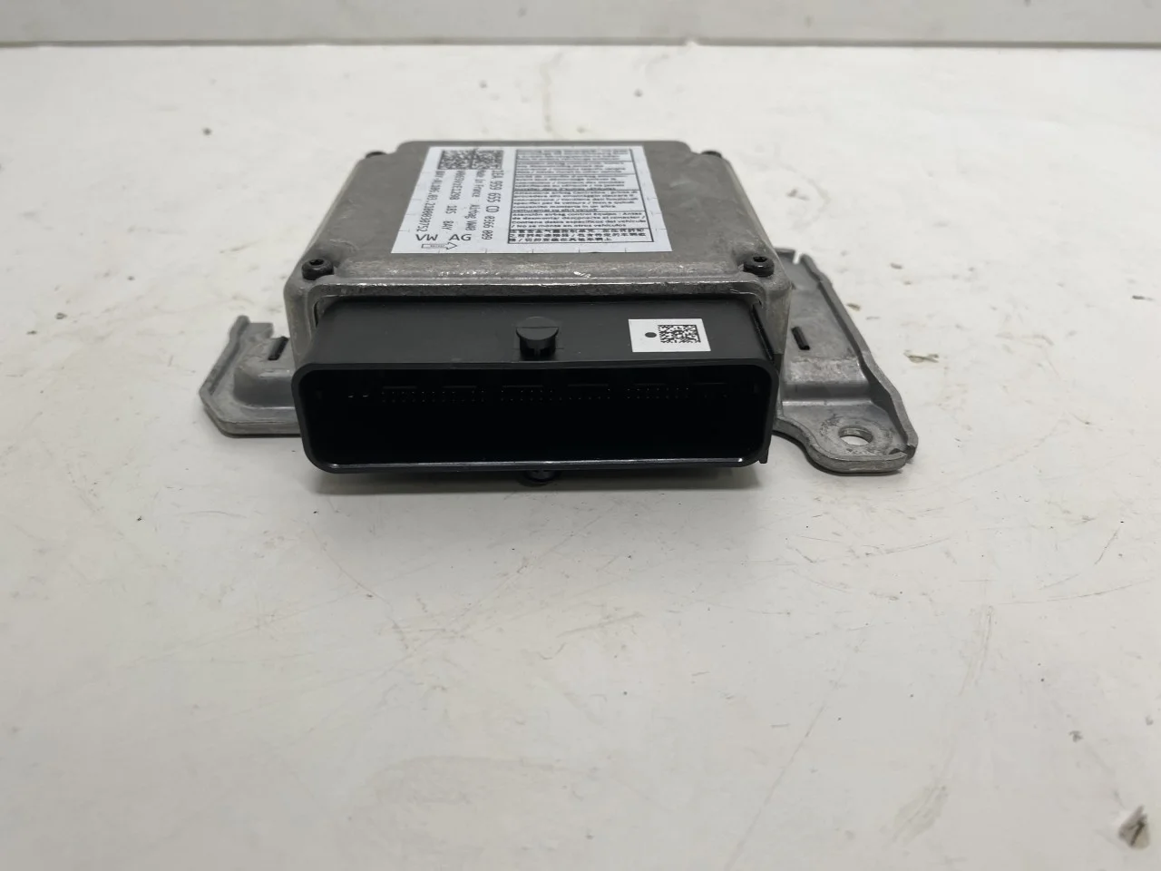 Volkswagen ID.3 2021- Légzsák elektronikai egység nézet 2