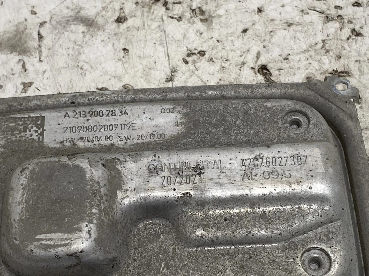 Mercedes EQA H243 2021- Vezérlőegység, xenon nézet 4
