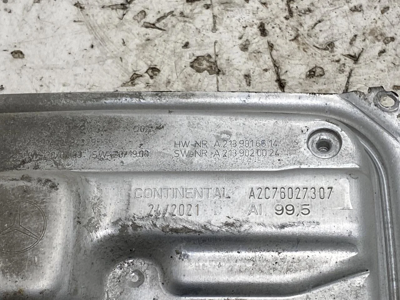 Mercedes EQA H243 2021- Vezérlőegység, xenon nézet 4