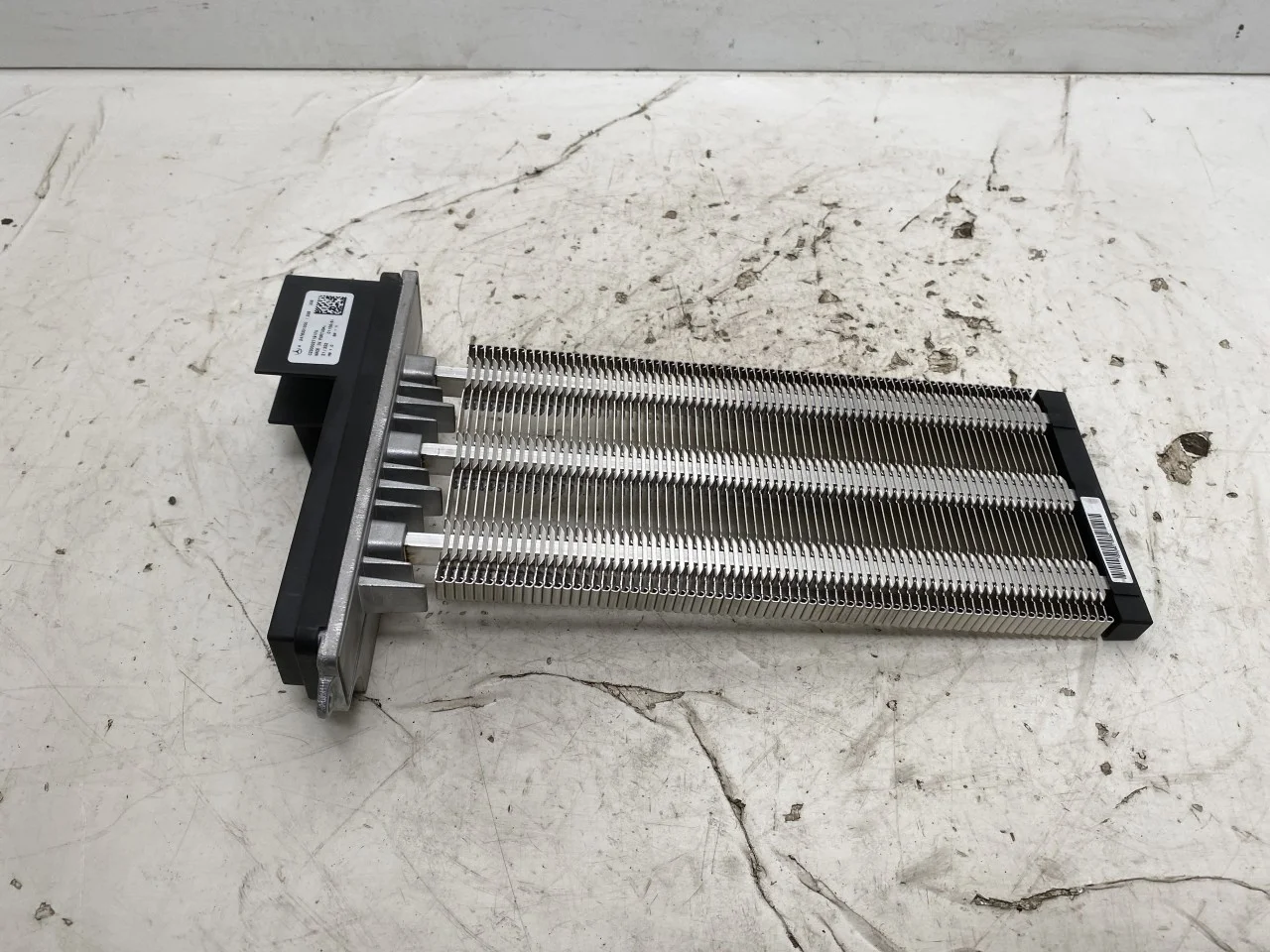 Mercedes EQA H243 2021- Heater matrix, electric