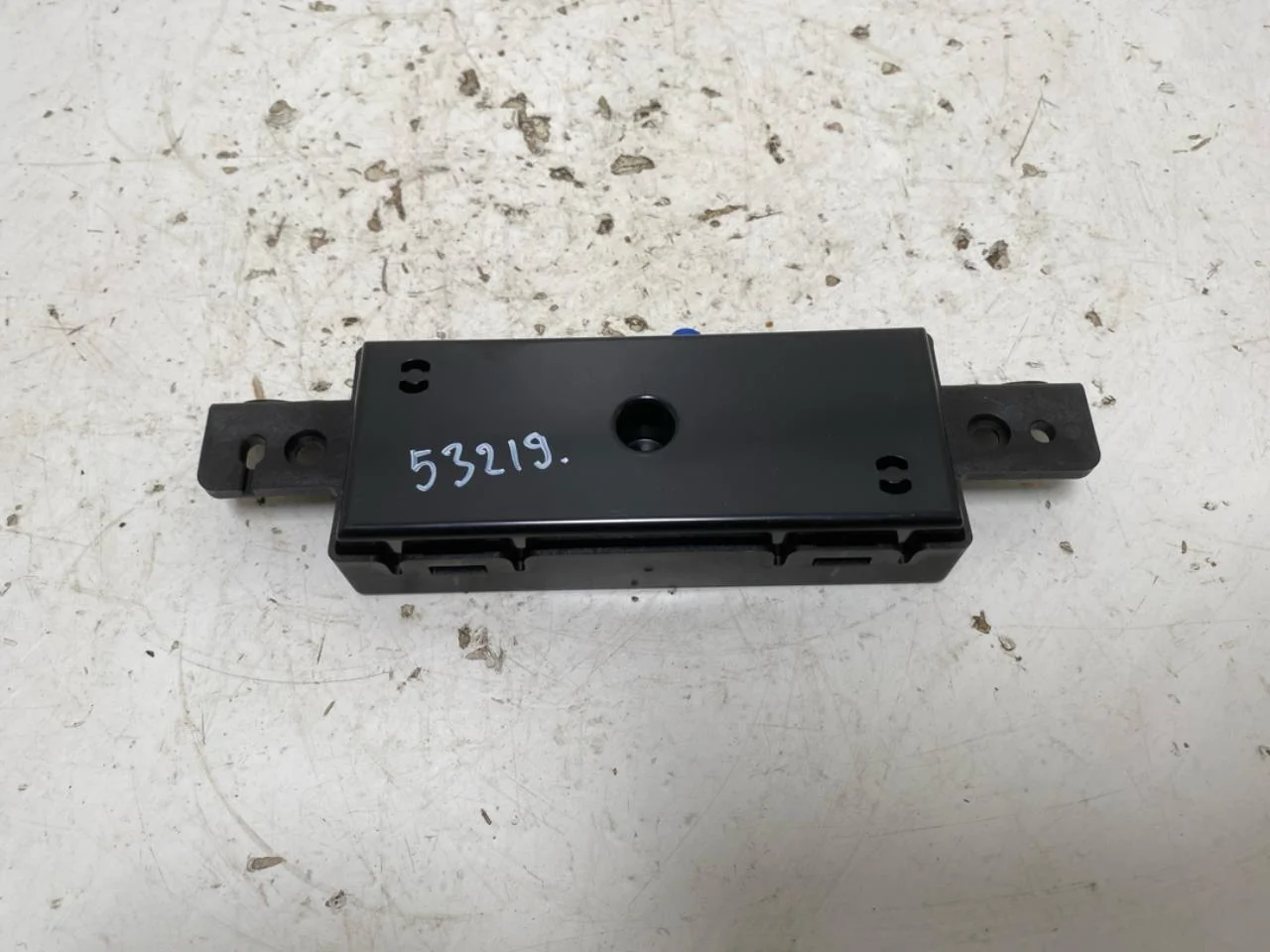 Hyundai IONIQ 5 NE 2022- Antenna