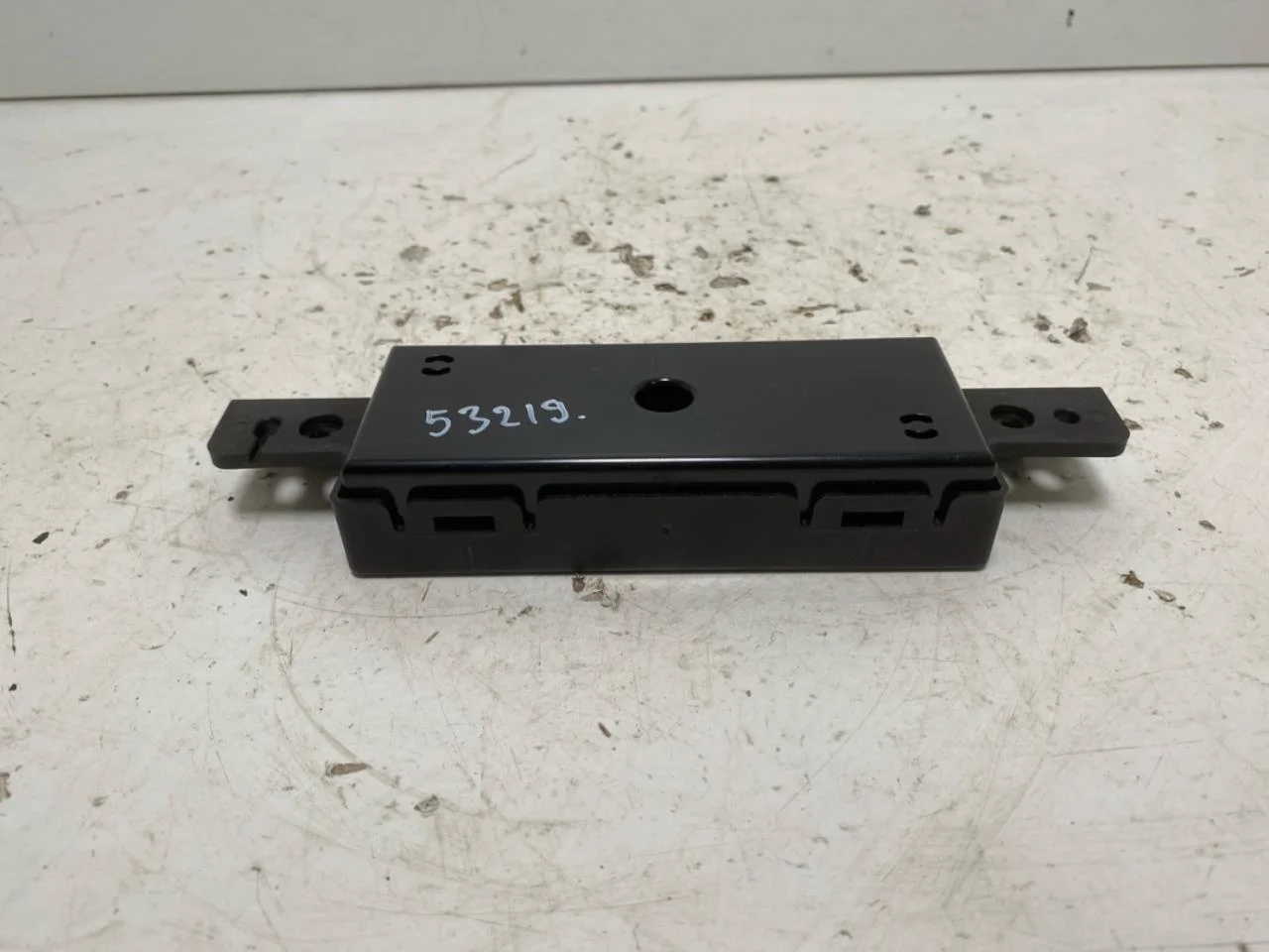 Hyundai IONIQ 5 NE 2022- Antenna view 4