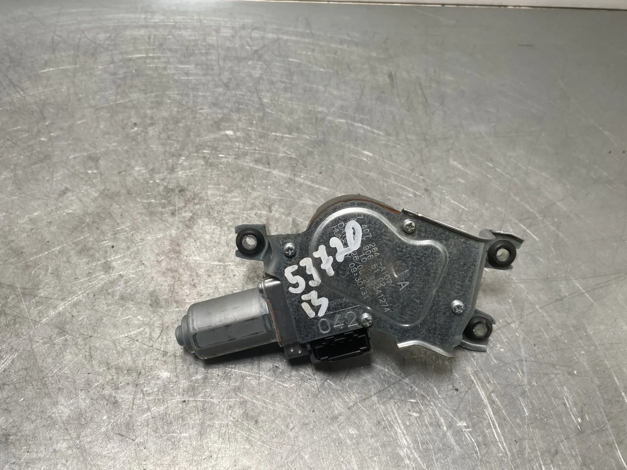 Mercedes EQA H243 2021- Ablaktörlő motor, csomagtérajtó nézet 3