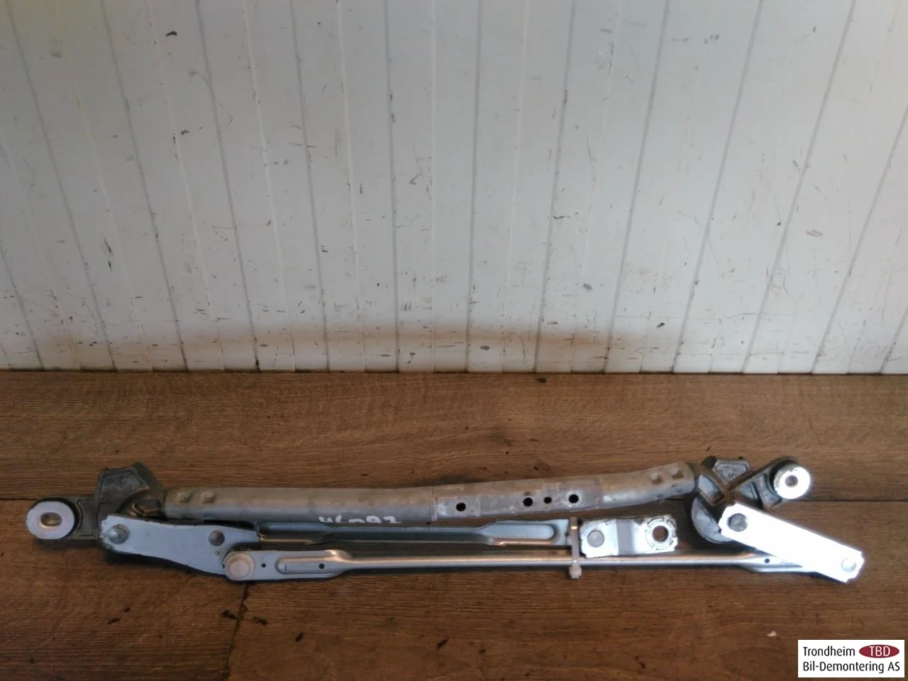 Hyundai IONIQ AE 2017-22 Windshield wiper linkage