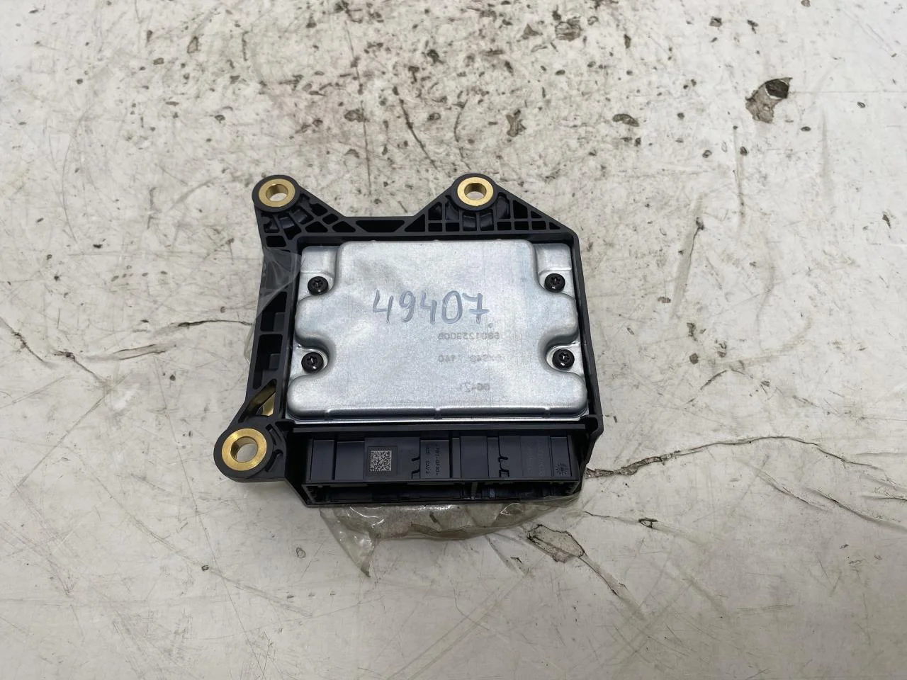 Opel / Vauxhall OPEL MOKKA 21 > Légzsák elektronikai egység nézet 4
