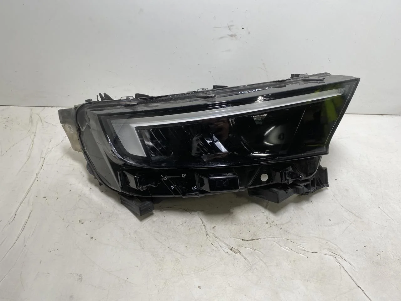 Opel / Vauxhall OPEL MOKKA 21 > Fényszóró, jobb