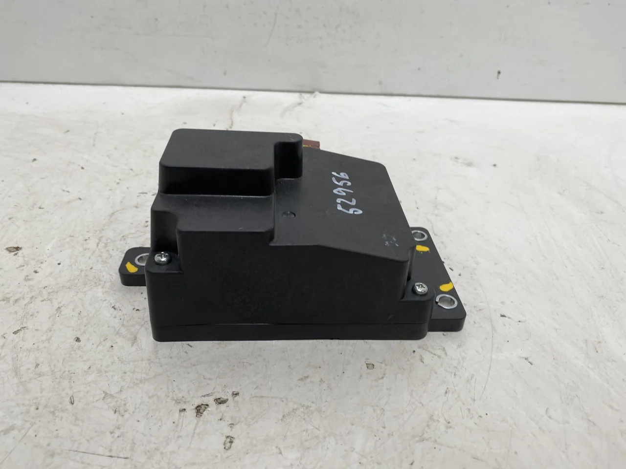 Nissan LEAF 2011-17 Other relay view 4