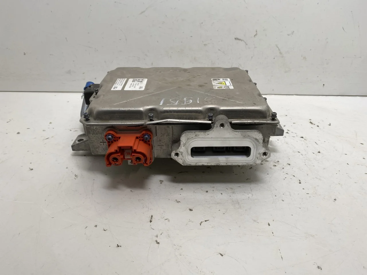 Ford MUSTANG MACH-E 2021- Invertor, 12-220V vedere 4