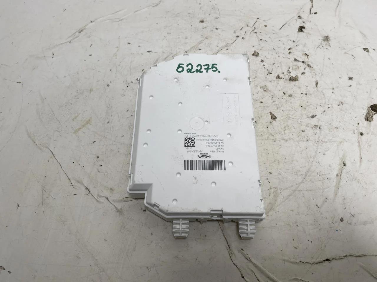 Peugeot 3008/E-3008 2024- Biztosítékdoboz / elektromos központ nézet 3